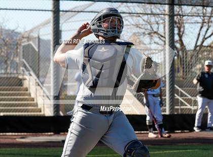 Thumbnail 3 in Loyola vs St Francis photogallery.