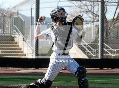 Thumbnail 1 in Loyola vs St Francis photogallery.