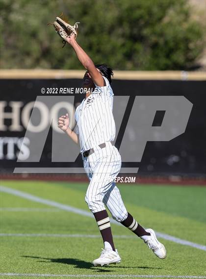 Thumbnail 3 in Loyola vs St Francis photogallery.