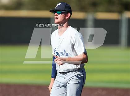 Thumbnail 3 in Loyola vs St Francis photogallery.