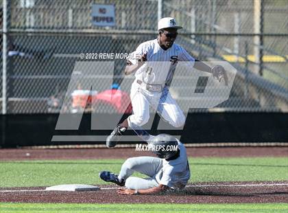 Thumbnail 3 in Loyola vs St Francis photogallery.