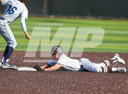 Thumbnail 2 in Loyola vs St Francis photogallery.