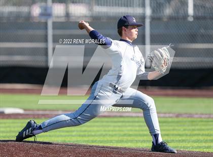 Thumbnail 2 in Loyola vs St Francis photogallery.