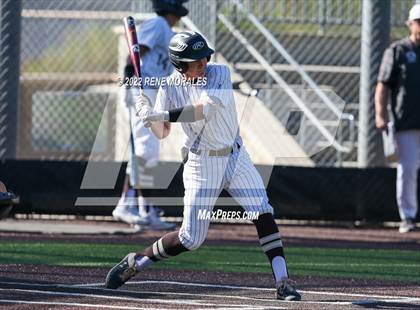 Thumbnail 2 in Loyola vs St Francis photogallery.