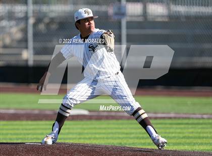 Thumbnail 3 in Loyola vs St Francis photogallery.
