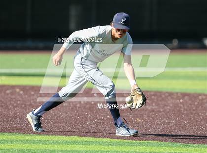 Thumbnail 3 in Loyola vs St Francis photogallery.