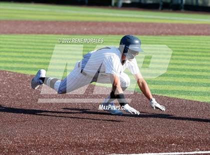 Thumbnail 2 in Loyola vs St Francis photogallery.