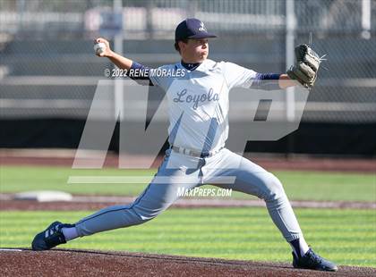 Thumbnail 1 in Loyola vs St Francis photogallery.