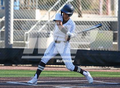 Thumbnail 2 in Loyola vs St Francis photogallery.