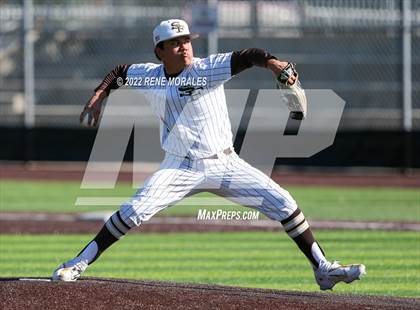 Thumbnail 1 in Loyola vs St Francis photogallery.