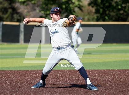 Thumbnail 2 in Loyola vs St Francis photogallery.