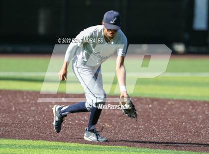 Thumbnail 2 in Loyola vs St Francis photogallery.