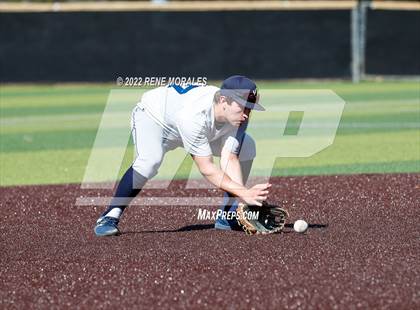 Thumbnail 1 in Loyola vs St Francis photogallery.