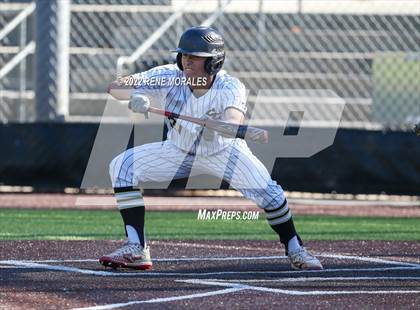 Thumbnail 2 in Loyola vs St Francis photogallery.