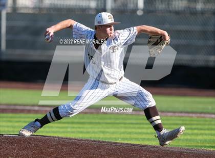 Thumbnail 2 in Loyola vs St Francis photogallery.