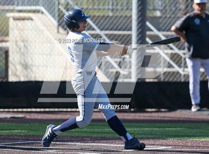 Thumbnail 2 in Loyola vs St Francis photogallery.