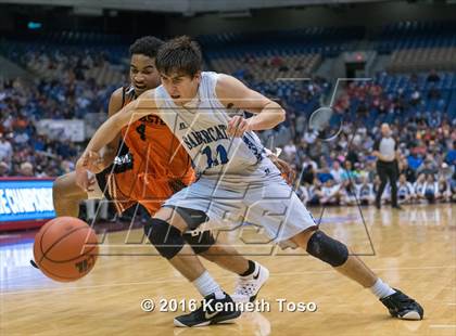 Thumbnail 1 in Lancaster vs. Vela (UIL 5A Semifinal) photogallery.
