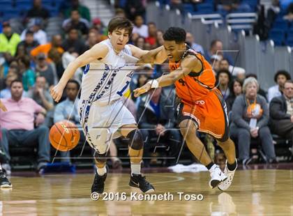 Thumbnail 2 in Lancaster vs. Vela (UIL 5A Semifinal) photogallery.