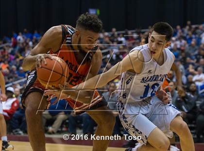 Thumbnail 2 in Lancaster vs. Vela (UIL 5A Semifinal) photogallery.