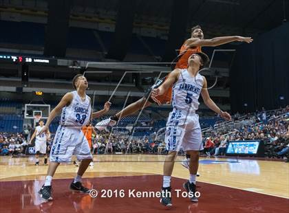Thumbnail 3 in Lancaster vs. Vela (UIL 5A Semifinal) photogallery.