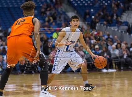 Thumbnail 3 in Lancaster vs. Vela (UIL 5A Semifinal) photogallery.