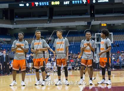 Thumbnail 3 in Lancaster vs. Vela (UIL 5A Semifinal) photogallery.