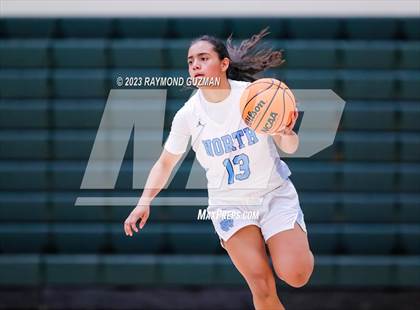 Thumbnail 3 in Clovis North vs. Orange Cove photogallery.