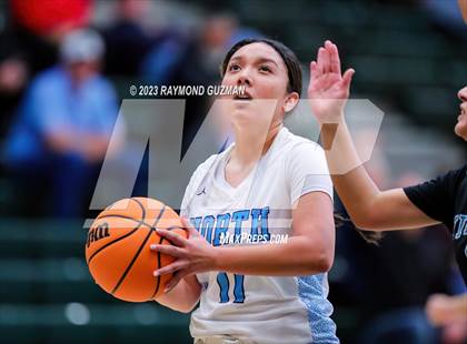 Thumbnail 2 in Clovis North vs. Orange Cove photogallery.