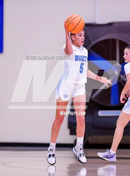 Thumbnail 2 in Clovis North vs. Orange Cove photogallery.