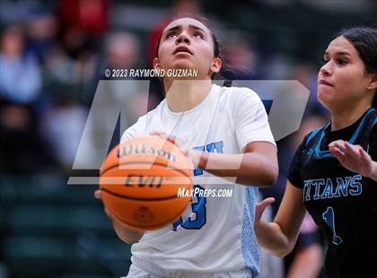 Thumbnail 3 in Clovis North vs. Orange Cove photogallery.