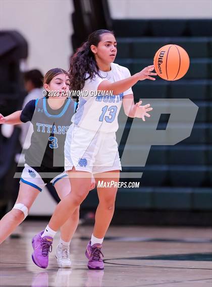 Thumbnail 2 in Clovis North vs. Orange Cove photogallery.