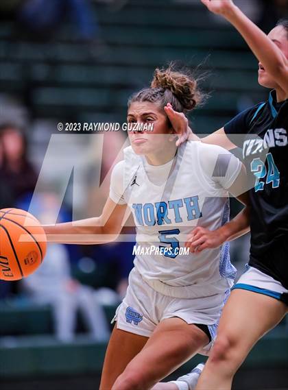 Thumbnail 1 in Clovis North vs. Orange Cove photogallery.