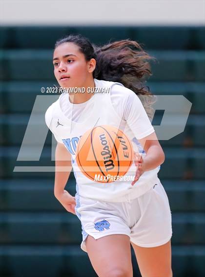 Thumbnail 2 in Clovis North vs. Orange Cove photogallery.