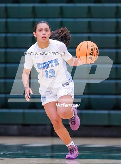 Thumbnail 1 in Clovis North vs. Orange Cove photogallery.