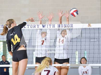Thumbnail 1 in Lincoln vs. Point Loma (CIF State D3 Final) photogallery.