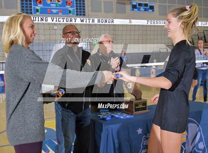 Thumbnail 2 in Lincoln vs. Point Loma (CIF State D3 Final) photogallery.