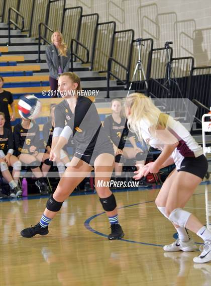 Thumbnail 3 in Lincoln vs. Point Loma (CIF State D3 Final) photogallery.