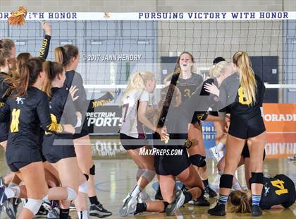 Thumbnail 2 in Lincoln vs. Point Loma (CIF State D3 Final) photogallery.