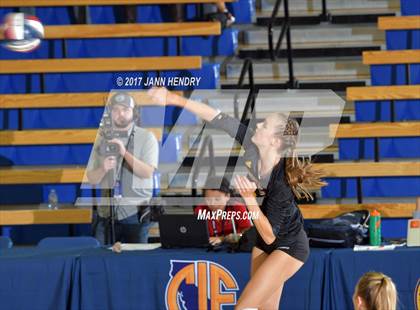 Thumbnail 1 in Lincoln vs. Point Loma (CIF State D3 Final) photogallery.
