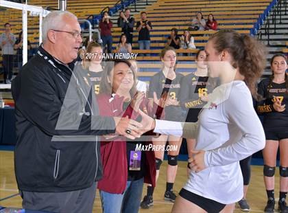 Thumbnail 3 in Lincoln vs. Point Loma (CIF State D3 Final) photogallery.