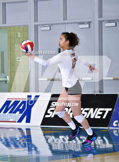 Thumbnail 2 in Lincoln vs. Point Loma (CIF State D3 Final) photogallery.