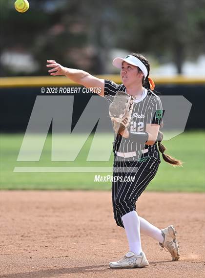 Thumbnail 2 in Thousand Oaks @ Valencia photogallery.