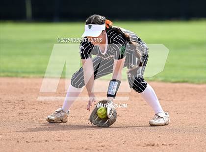 Thumbnail 3 in Thousand Oaks @ Valencia photogallery.