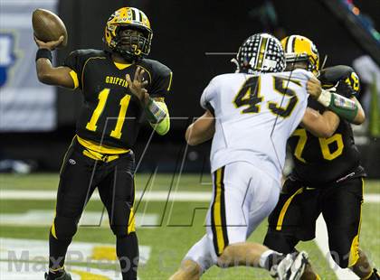 Thumbnail 3 in Carrollton vs. Griffin (GHSA 4A Final) photogallery.