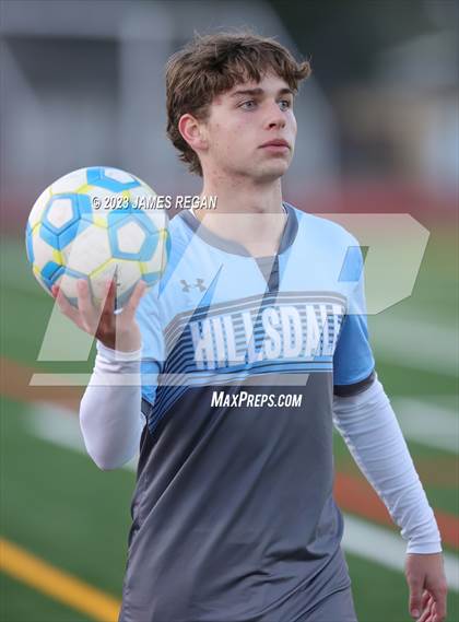 Thumbnail 2 in Menlo-Atherton @ Hillsdale photogallery.