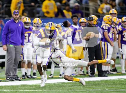Thumbnail 3 in Lutcher vs Amite (LHSAA Class 3A Final)  photogallery.