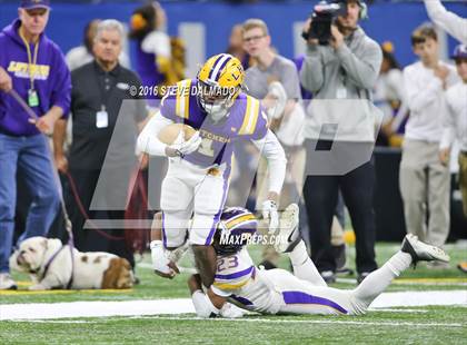 Thumbnail 3 in Lutcher vs Amite (LHSAA Class 3A Final)  photogallery.