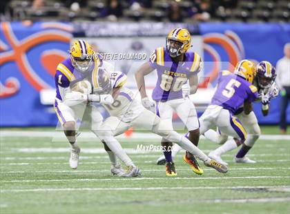 Thumbnail 3 in Lutcher vs Amite (LHSAA Class 3A Final)  photogallery.