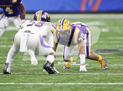 Thumbnail 2 in Lutcher vs Amite (LHSAA Class 3A Final)  photogallery.