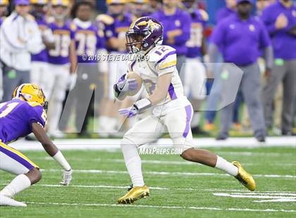 Thumbnail 3 in Lutcher vs Amite (LHSAA Class 3A Final)  photogallery.